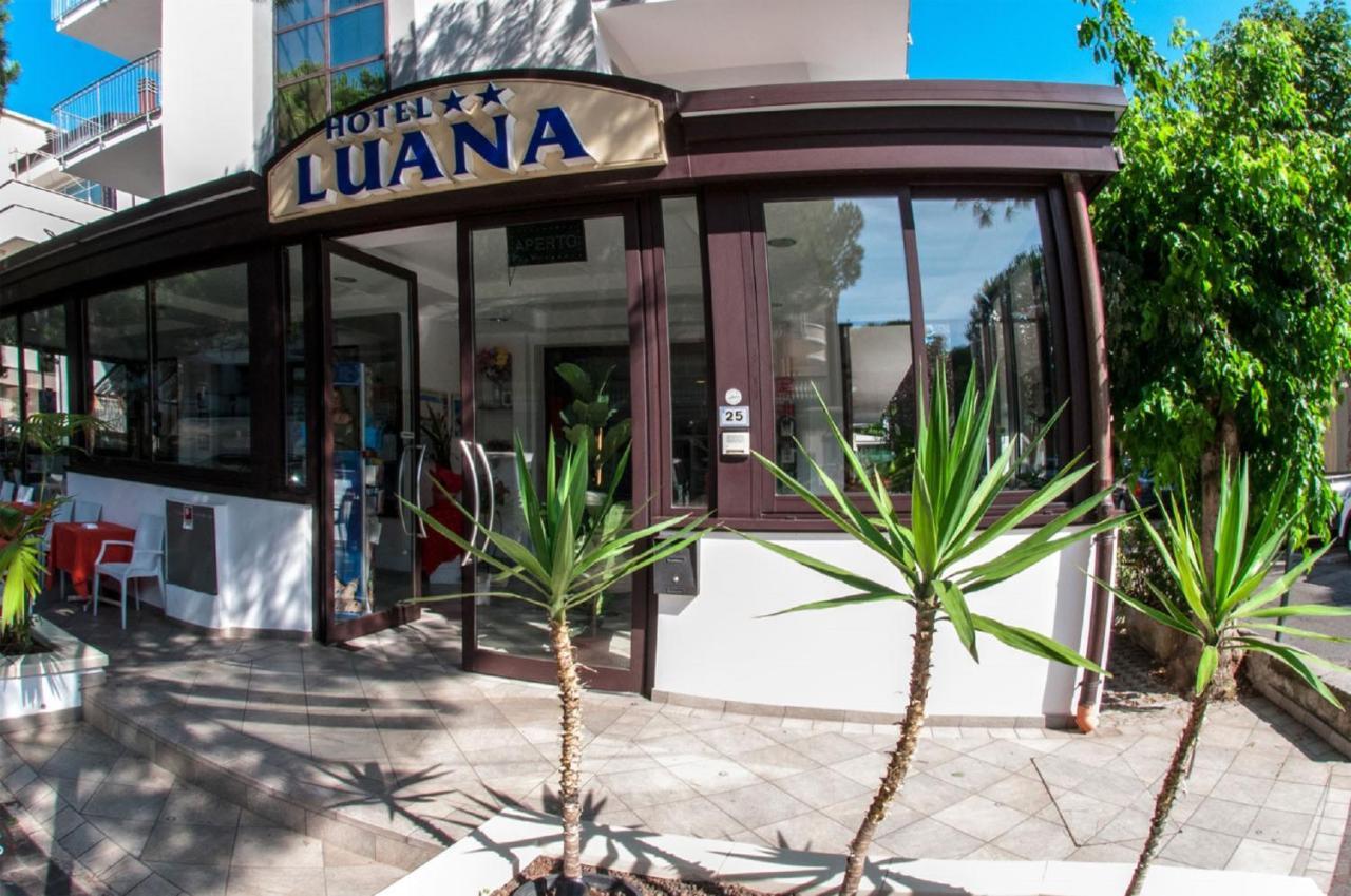 Hotel Luana Риччоне Екстер'єр фото